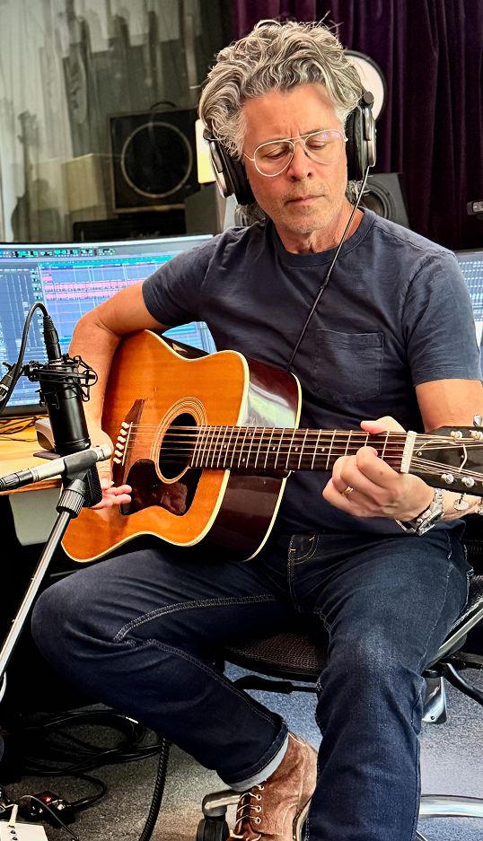 MCarey_Rosette_12String_Crop